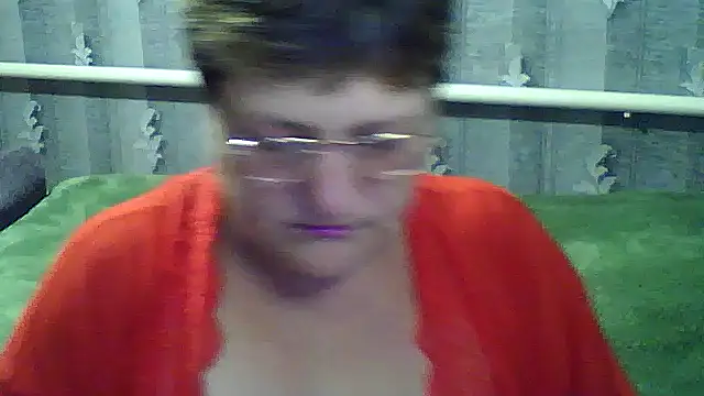 Snapshot of ElzaJewel chatting on 09/12/25, 06:41 ElzaJewel online show from 09/12/25, 06:41