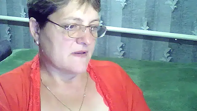 Snapshot of ElzaJewel chatting on 09/18/25, 05:53 ElzaJewel online show from 09/18/25, 05:53