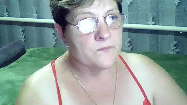 Snapshot of ElzaJewel chatting on 09/20/25, 07:48 ElzaJewel online show from 09/20/25, 07:48