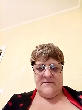 Snapshot of ElzaJewel chatting on 10/02/25, 07:32 ElzaJewel online show from 10/02/25, 07:32