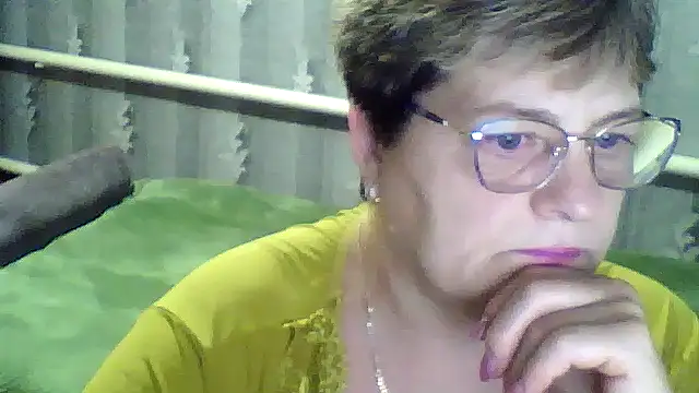 Snapshot of ElzaJewel chatting on 10/05/25, 06:34 ElzaJewel online show from 10/05/25, 06:34