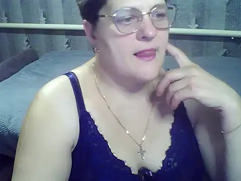 ElzaJewel online show from 12/14/25, 08:02
