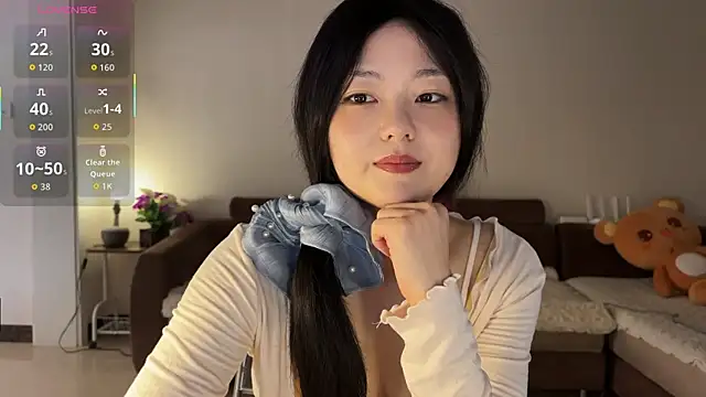 nanaliu6 online show from 10/04/25, 02:53