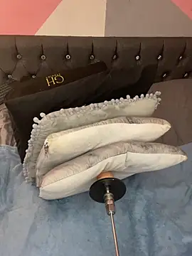 Snapshot of Nicky_gh chatting on 12/05/25, 08:38 Nicky gh online show from 12/05/25, 08:38