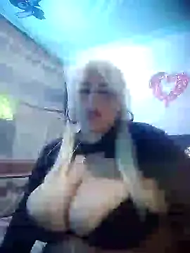 BonniAdams online show from 02/05/25, 03:02