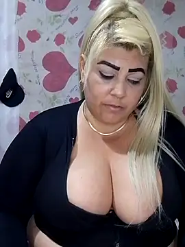 BonniAdams online show from 11/26/25, 06:14