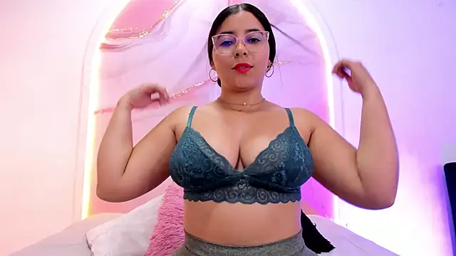 Sofii Lopezz online show from 11/06/25, 11:33