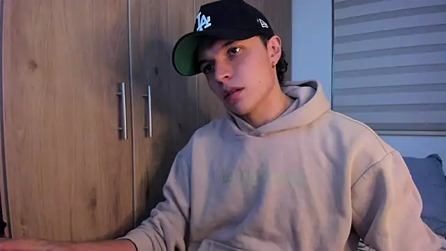 Mastrangelo xxx online show from 09/19/25, 04:25