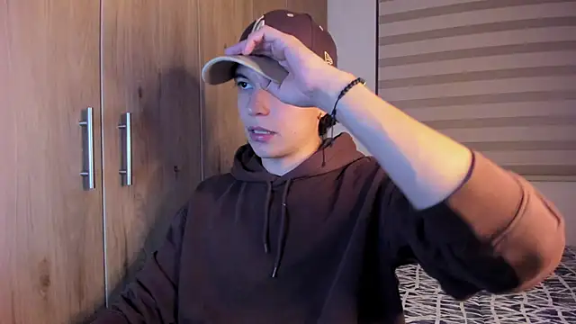 Mastrangelo xxx online show from 10/07/25, 02:20