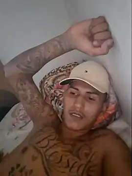 pedrokp86 online show from 02/03/25, 06:17