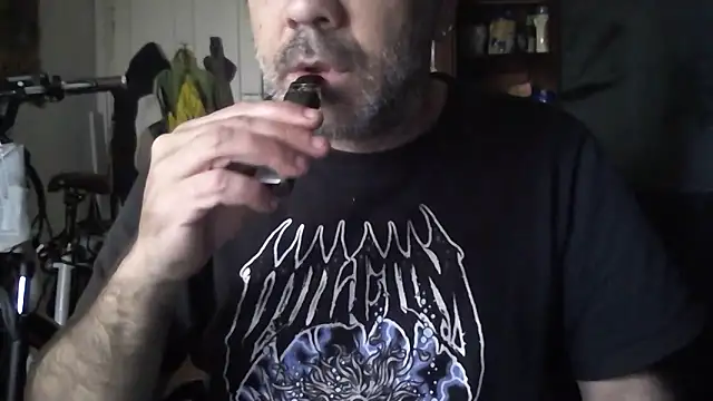 Snapshot of arka6 chatting on 04/05/26, 12:13 arka6 online show from 04/05/26, 12:13