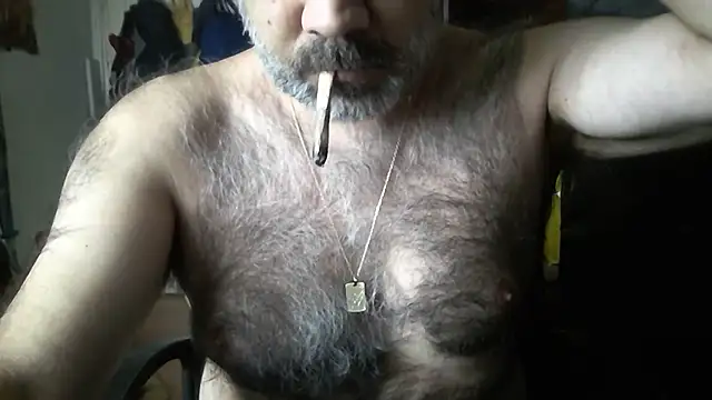 Snapshot of arka6 chatting on 04/15/26, 02:46 arka6 online show from 04/15/26, 02:46
