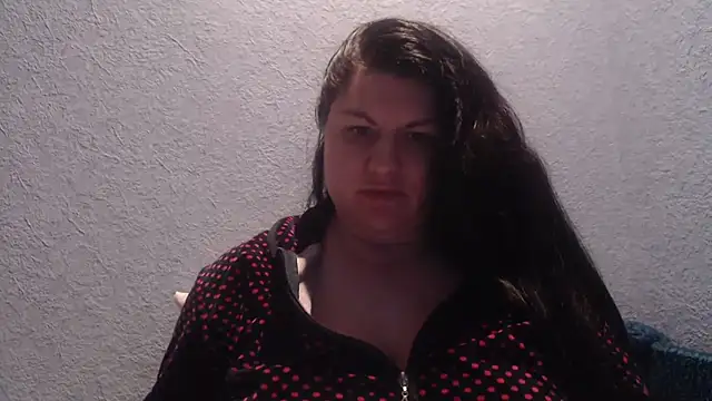 Snapshot of KiraSwee chatting on 12/05/25, 05:31 KiraSwee online show from 12/05/25, 05:31