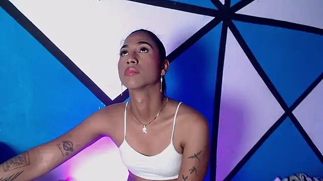 Snapshot of Alissemasiel chatting on 10/02/25, 06:15 Alissemasiel online show from 10/02/25, 06:15