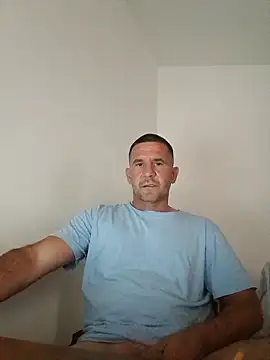 Snapshot of Mister1985 chatting on 10/22/25, 12:16 Mister1985 online show from 10/22/25, 12:16