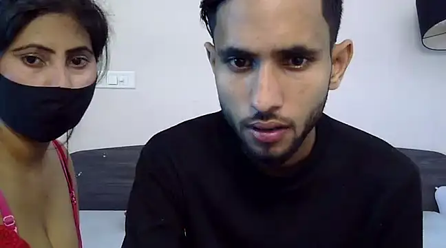 Queen Couple online show from 02/21/25, 10:39