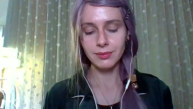 LuminousLady online show from 02/12/25, 11:20