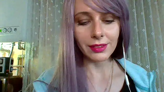 LuminousLady online show from 02/17/25, 10:47