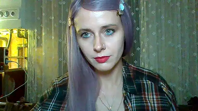 LuminousLady online show from 03/12/25, 06:55