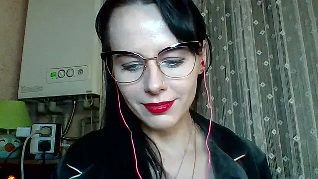 LuminousLady online show from 03/21/25, 10:17