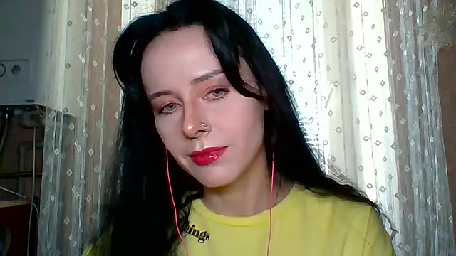 Snapshot of LuminousLady chatting on 09/14/25, 05:39 LuminousLady online show from 09/14/25, 05:39