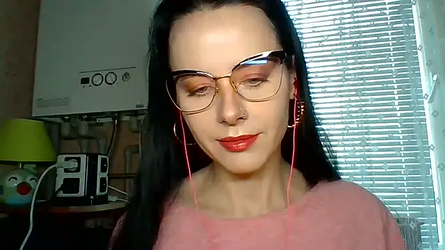 LuminousLady online show from 09/26/25, 07:23