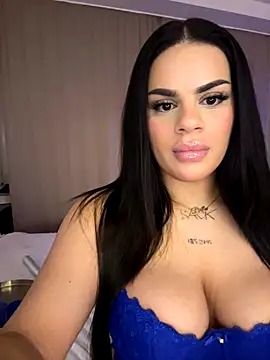 Snapshot of mrsbellanova chatting on 10/28/25, 10:34 mrsbellanova online show from 10/28/25, 10:34