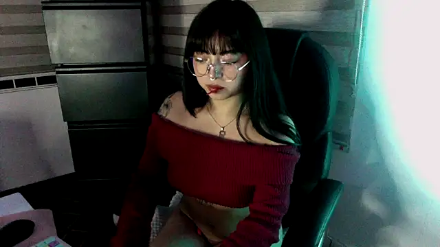 Snapshot of Valu_euphoria chatting on 11/05/25, 01:27 Valu euphoria online show from 11/05/25, 01:27