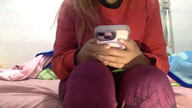 sharonlopez9611 online show from 12/14/25, 04:07