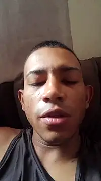 Snapshot of Mineirinho043 chatting on 02/03/25, 01:19 Mineirinho043 online show from 02/03/25, 01:19