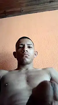 Snapshot of Mineirinho043 chatting on 02/13/25, 12:21 Mineirinho043 online show from 02/13/25, 12:21