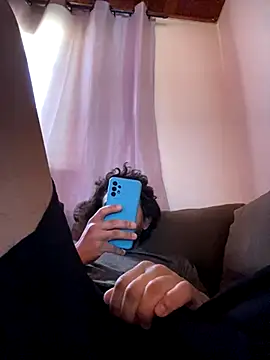 Mineirinho043 online show from 11/11/25, 01:33