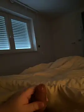 Snapshot of HornyFlxppi chatting on 02/06/25, 08:29 HornyFlxppi online show from 02/06/25, 08:29