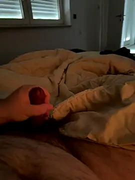 Snapshot of HornyFlxppi chatting on 10/10/25, 02:38 HornyFlxppi online show from 10/10/25, 02:38