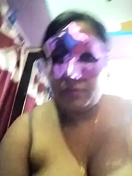 neha007-K online show from 11/28/25, 07:49