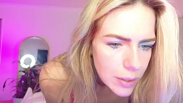 oliviafranciis online show from 07/20/26, 05:00