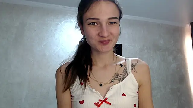 RoyalDessertt online show from 12/04/25, 08:45