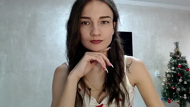 RoyalDessertt online show from 12/19/25, 08:32