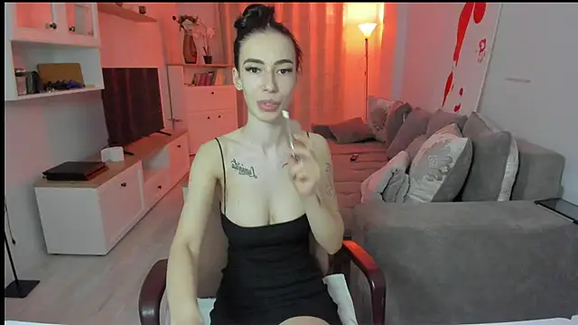 Snapshot of Celine_Roxelle chatting on 03/07/25, 11:16 Celine Roxelle online show from 03/07/25, 11:16