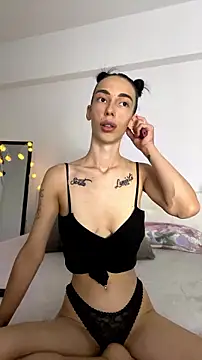 Celine Roxelle online show from 07/07/26, 05:39