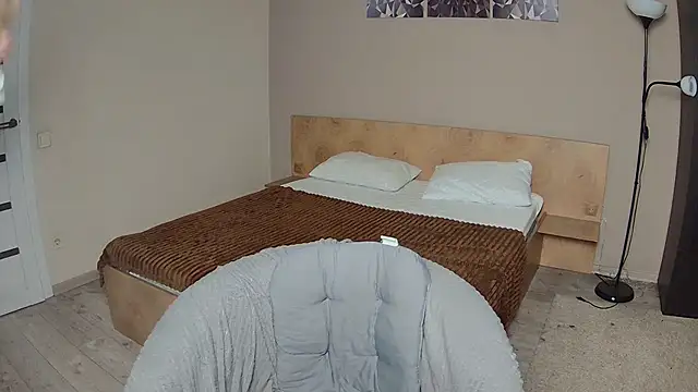MalibuGirl  online show from 03/07/25, 06:22