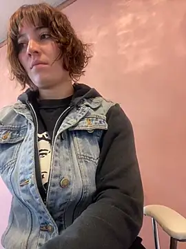 Maggie Geller online show from 03/17/25, 03:18