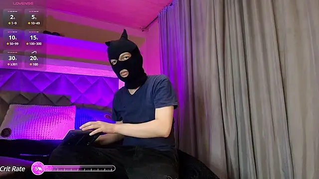 Snapshot of Golden-Boyy chatting on 03/14/25, 12:18 Golden-Boyy online show from 03/14/25, 12:18