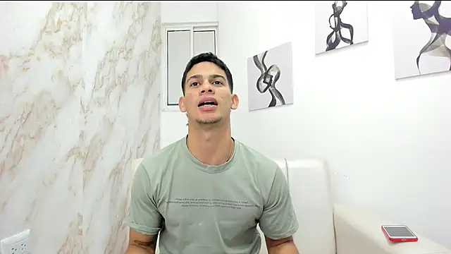 Snapshot of ANDRES_STUD chatting on 09/20/25, 04:24 ANDRES STUD online show from 09/20/25, 04:24