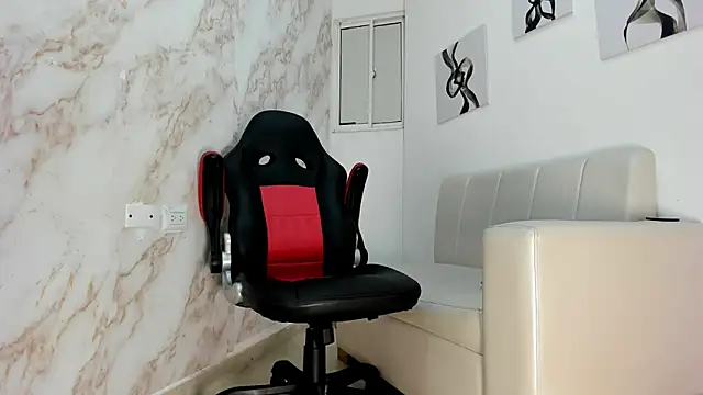 Snapshot of ANDRES_STUD chatting on 11/26/25, 04:24 ANDRES STUD online show from 11/26/25, 04:24