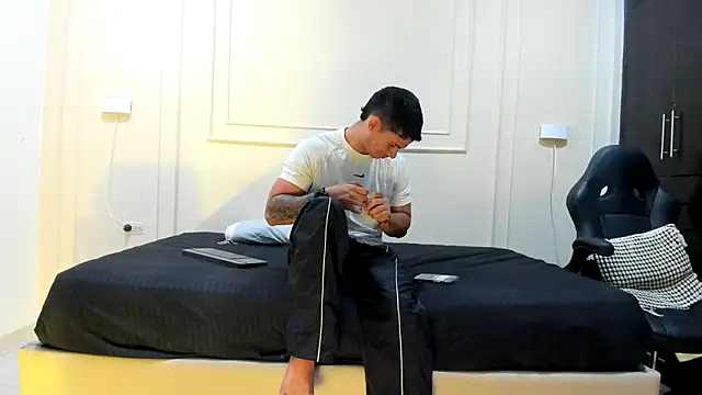 ANDRES STUD online show from 05/28/26, 04:10