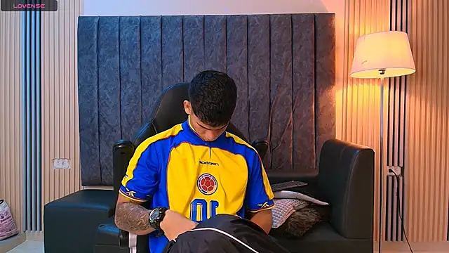 ANDRES STUD online show from 07/08/26, 03:44