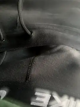 Snapshot of polpolo21 chatting on 11/11/25, 02:50 polpolo21 online show from 11/11/25, 02:50