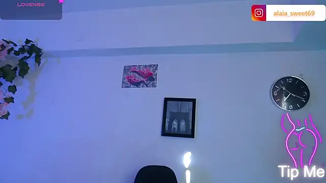 alaia sweetxxx online show from 05/13/26, 12:13
