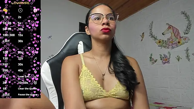 Snapshot of alisson_hoffman05 chatting on 06/01/26, 09:49 alisson hoffman05 online show from 06/01/26, 09:49